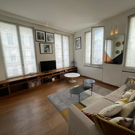 Apartment 155 - Urban Luxury Flat In *
