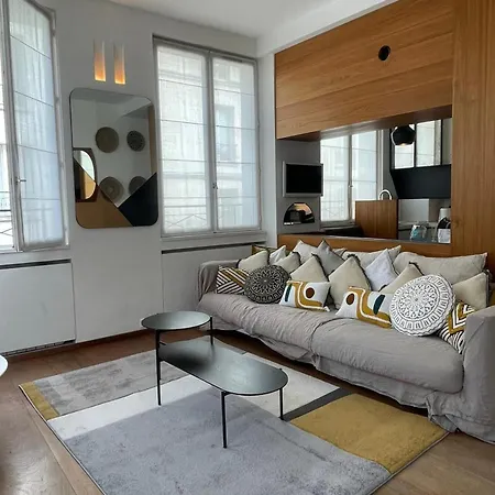 Apartment 155 - Urban Luxury Flat In *